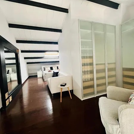 Casa Lola דירה